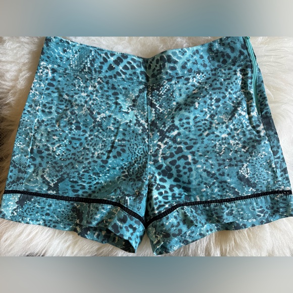 DZARM Teal Animal Print shorts, Brasil Size 38 - Picture 1 of 4